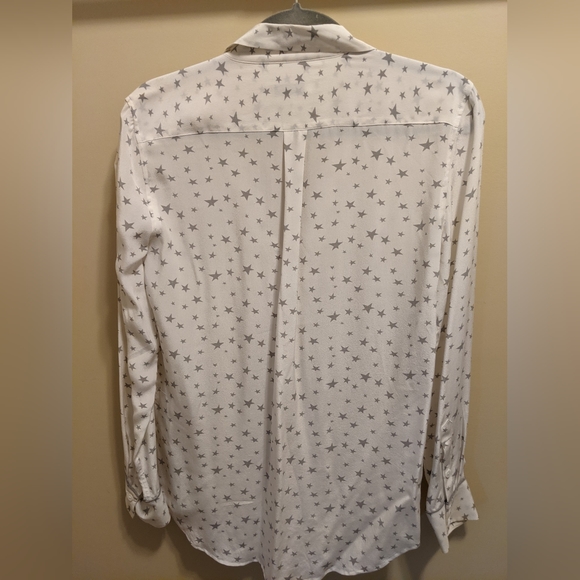 $278 Womens Equipment Femme Stars 100% Silk Button Down Blouse XS/TP - Picture 4 of 4